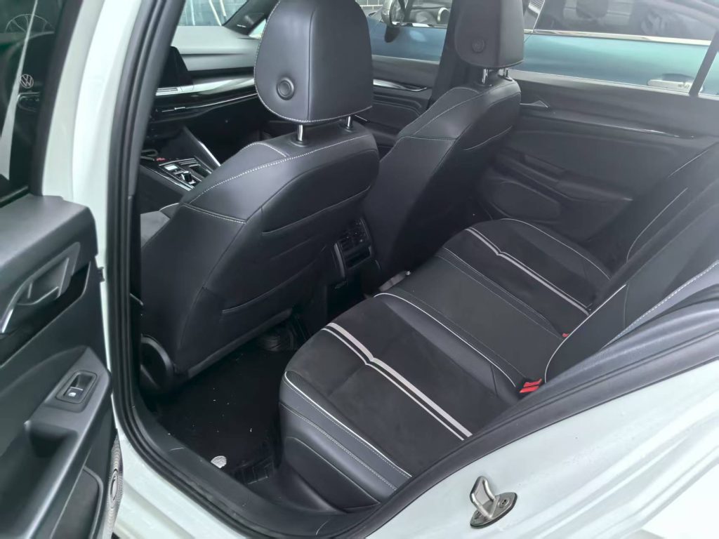 VW Golf 2021 модельного года 280TSI DSG R-Line - Huishida Trading