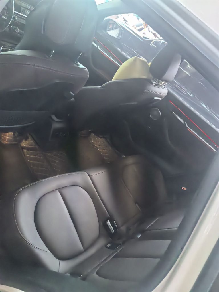 BMW X1 2021 модельного года xDrive25Li Premium Edition - Huishida Trading