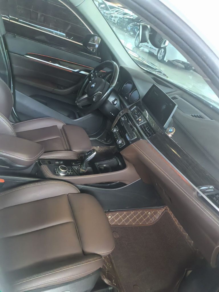 BMW X1 2021 модельного года xDrive25Li Premium Edition - Huishida Trading