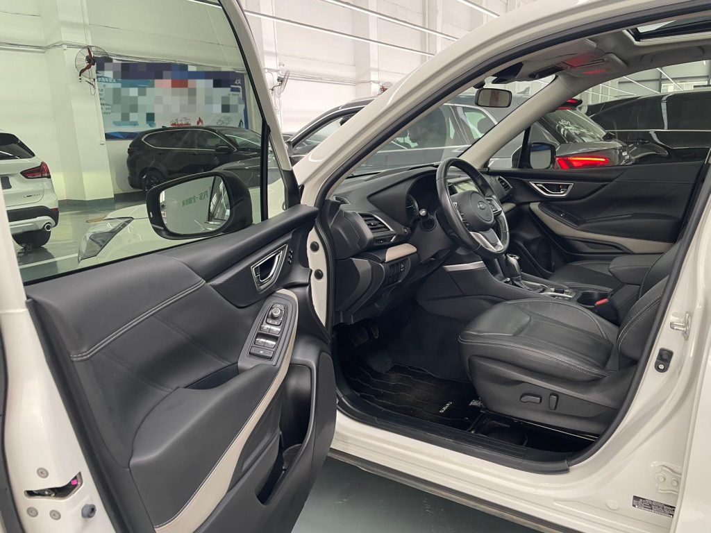 Subaru Forester 2022 2.0i AWD Luxury Edition EyeSightt - Huishida Trading