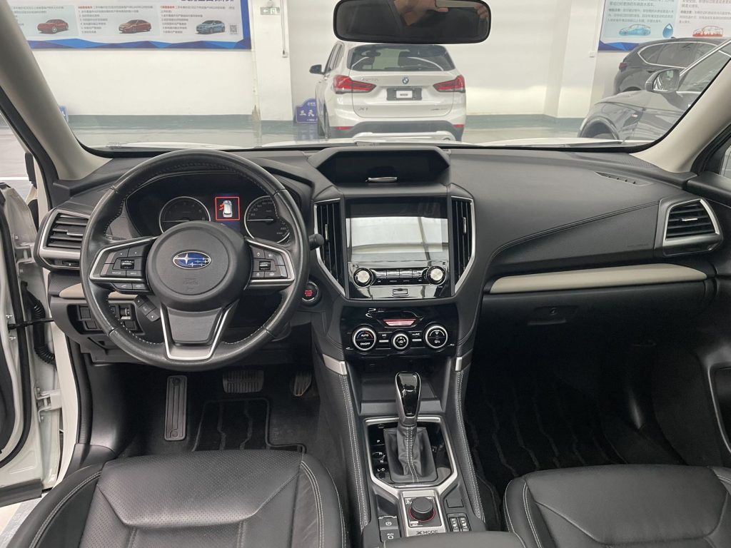 Subaru Forester 2022 2.0i AWD Luxury Edition EyeSightt - Huishida Trading