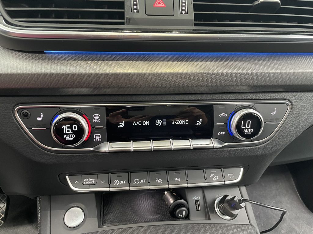 Audi Q5L 2021 45 TFSI Luxury Dynamic - Huishida Trading