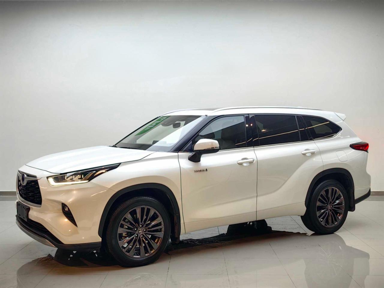 TOYOTA HIGHLANDER 2022 Twin Engine 2.5L 4WD Premium 7-Seater