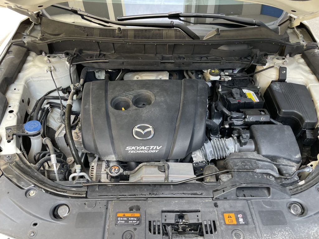Mazda CX-5 2020 модельного года, 2,0 л, автоматическая коробка передач, передний привод, комплектация «Zhi Zun» - Huishida Trading