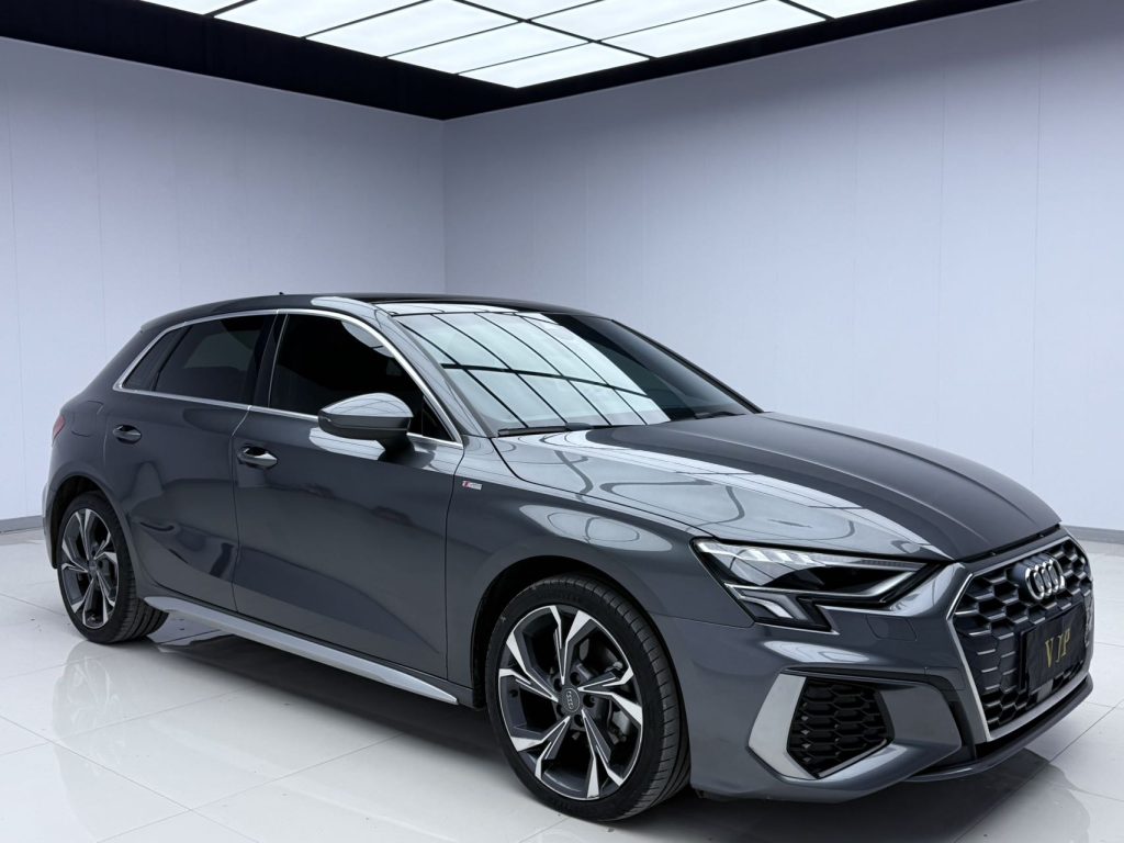 Audi A3 2021 Sportback 35 TFSI Luxury Sport - Huishida Trading