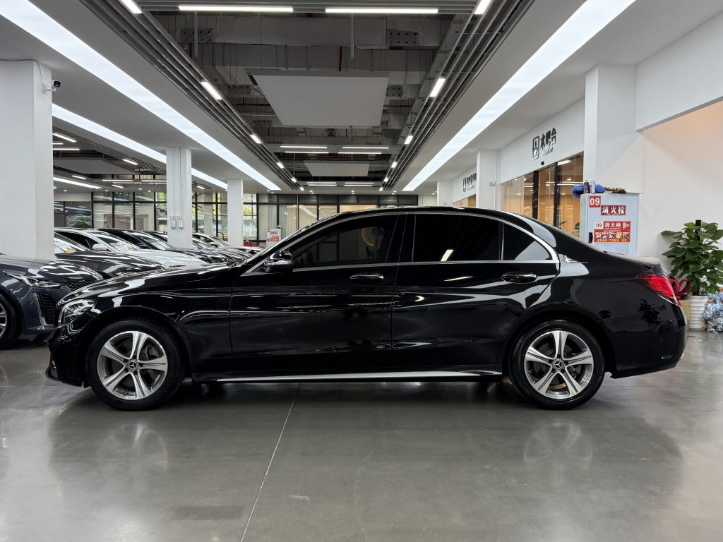 Mercedes-Benz C260 Sport 2021 C 260 L Sport - Huishida Trading