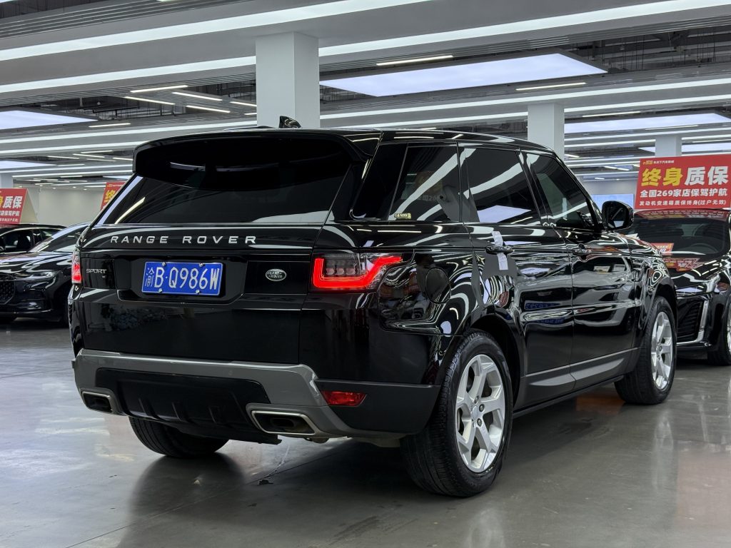 Range Rover Sport 2021 3.0 L6 SE - Huishida Trading