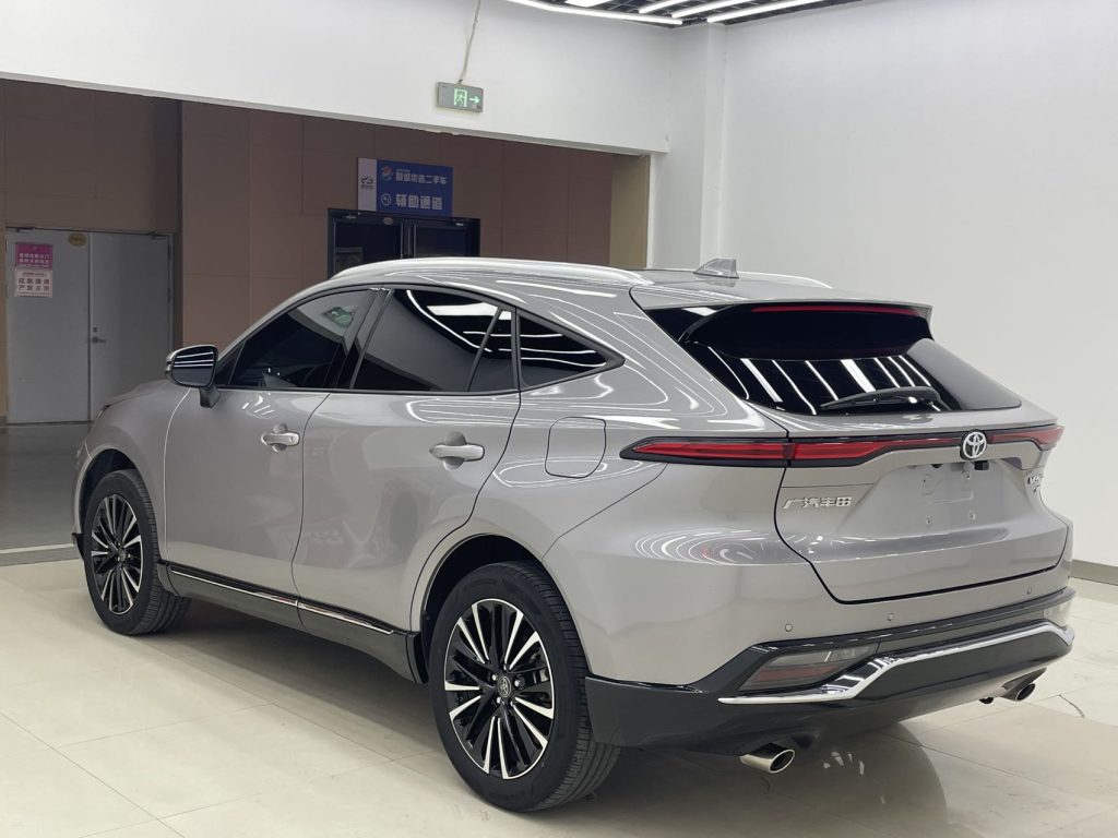 Toyota VENZA 2022 2.0 4WD Supreme Edition - Huishida Trading