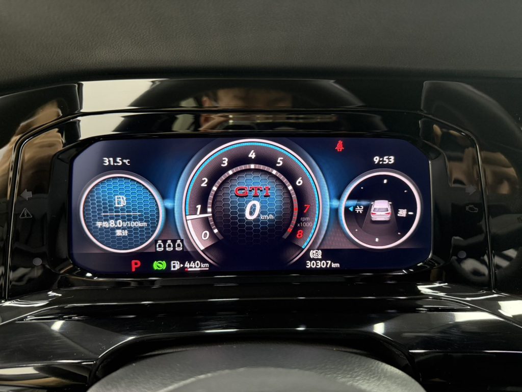 Volkswagen Golf 2021 280TSI DSG R-Line (обновленная приборная панель GTI) - Huishida Trading