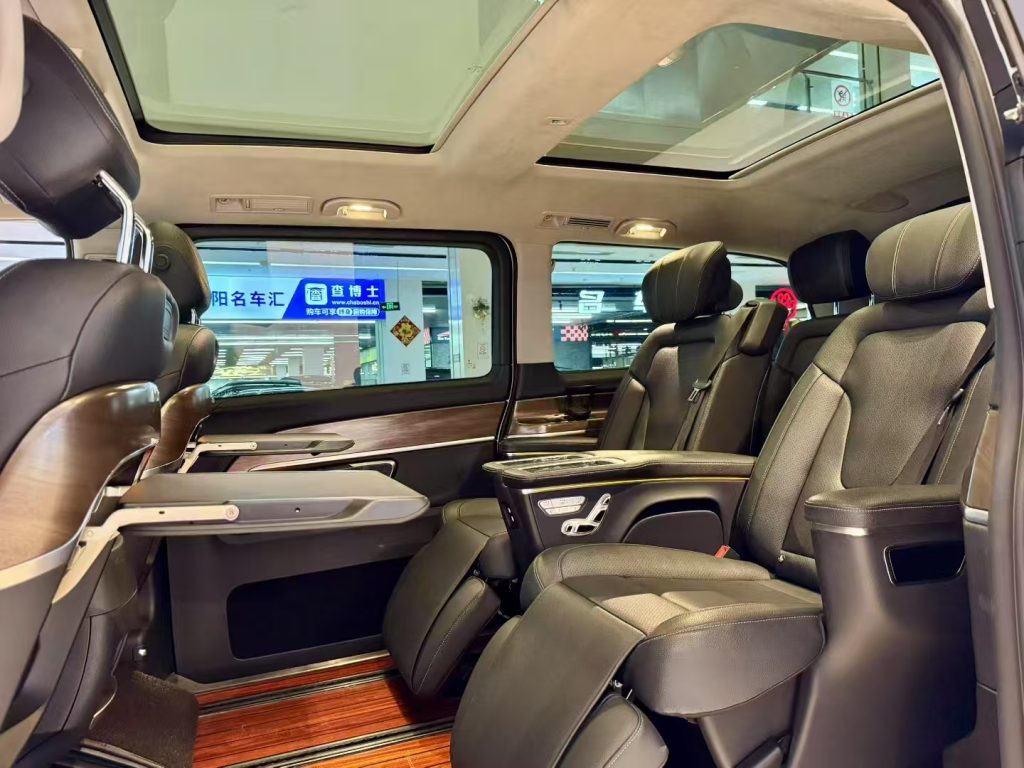 Mercedes-Benz V260L Luxury 2021 V 260 L Long Wheelbase Luxury - Huishida Trading