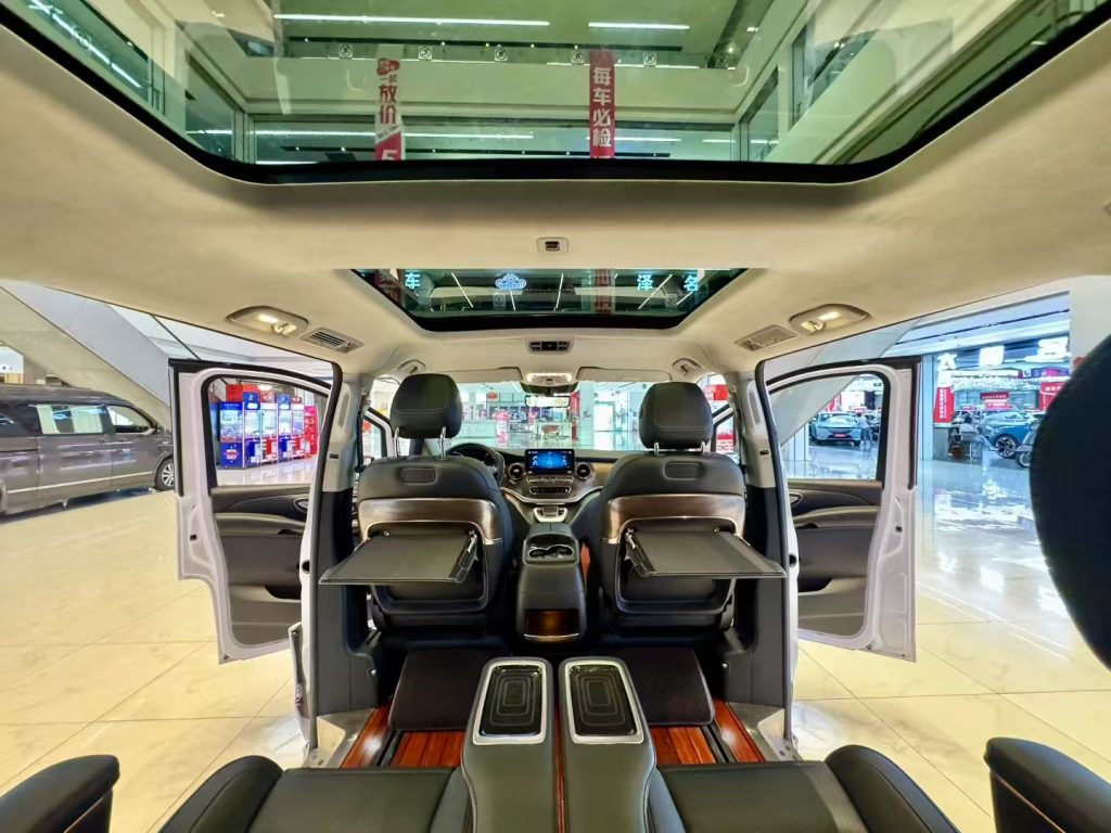 Mercedes-Benz V260L Luxury 2021 V 260 L Long Wheelbase Luxury - Huishida Trading