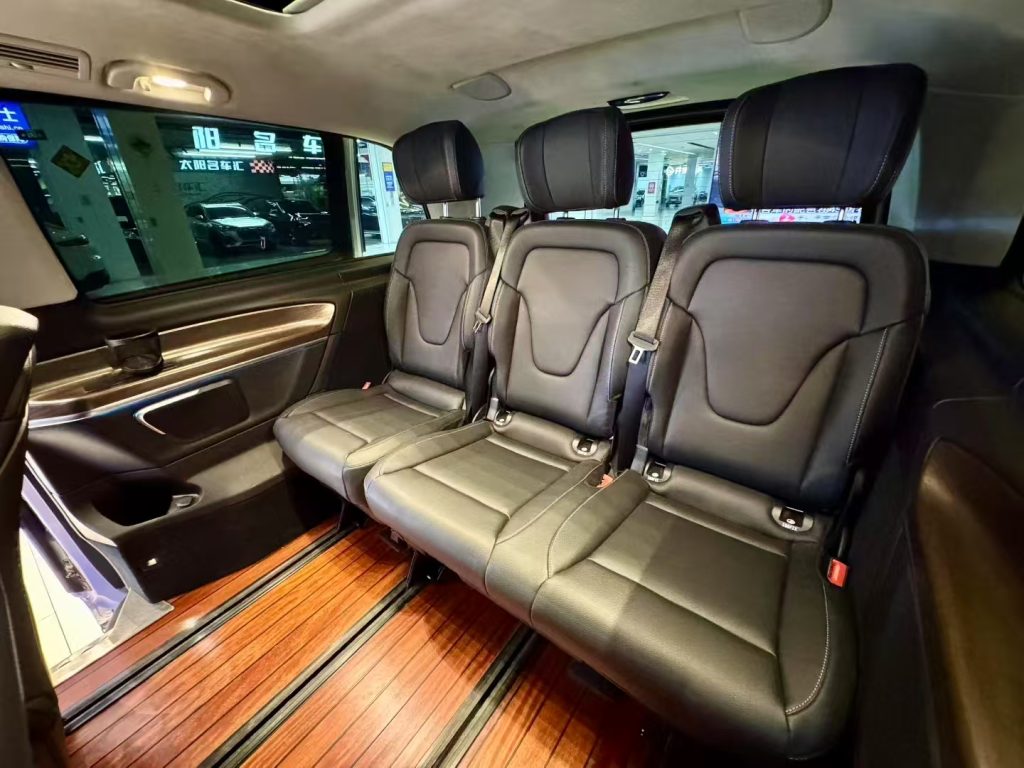 Mercedes-Benz V260L Luxury 2021 V 260 L Long Wheelbase Luxury - Huishida Trading
