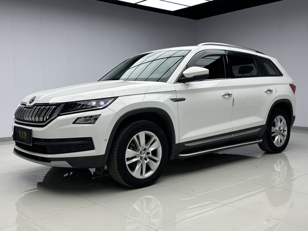Skoda Kodiaq 2020 модельного года TSI330 5-местный с передним приводом, версия Luxury Premium - Huishida Trading