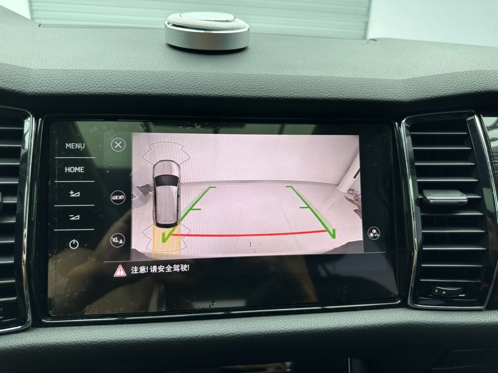Skoda Kodiaq 2020 модельного года TSI330 5-местный с передним приводом, версия Luxury Premium - Huishida Trading