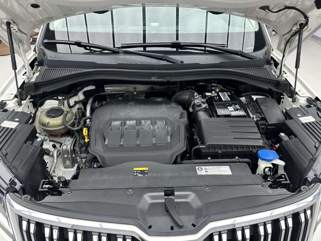 Skoda Kodiaq 2020 модельного года TSI330 5-местный с передним приводом, версия Luxury Premium - Huishida Trading
