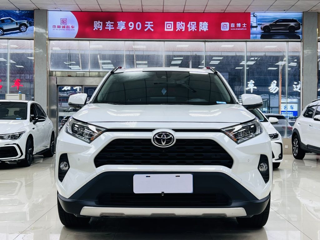 Toyota RAV4 2022 2.0L CVT 2WD Style Plus Edition - Huishida Trading