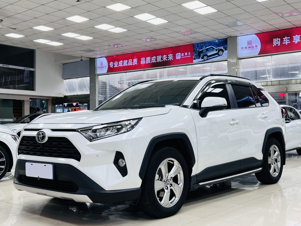 Toyota RAV4 2022 2.0L CVT 2WD Style Plus Edition - Huishida Trading