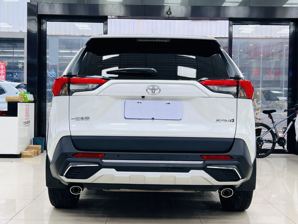Toyota RAV4 2022 2.0L CVT 2WD Style Plus Edition - Huishida Trading