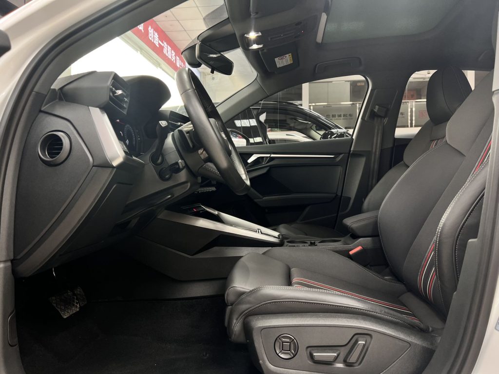 Audi A3 2021 A3L Limousine 35 TFSI Stylish Sport - Huishida Trading