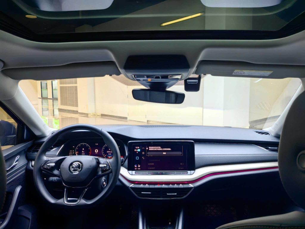 Skoda OCTAVIA 2022 PRO TSI280 Luxury Edition - Huishida Trading