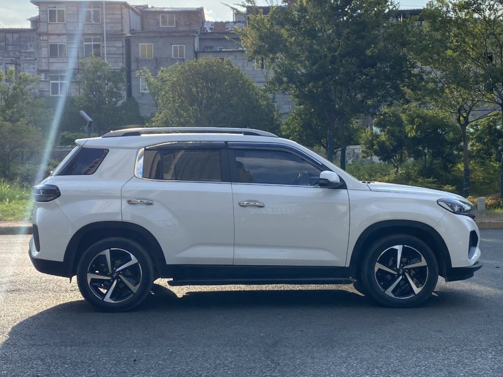 Beijing Hyundai ix35 2021 модельного года 240TGDi DCT с приводом на две оси GLS Leading Edition, соответствует стандарту - Huishida Trading