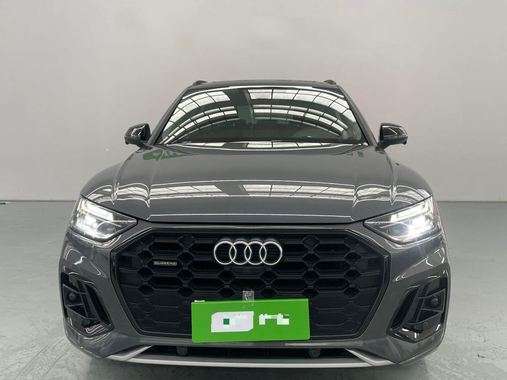 Audi Q5L 2022 45 TFSI 2.0T Dual Clutch 4WD Luxury Dynamic - Huishida Trading