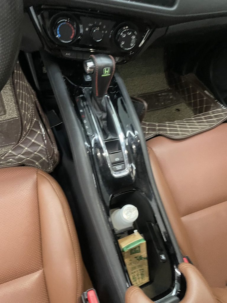 Honda VEZEL 2020 1.5L CVT Pioneer Edition - Huishida Trading