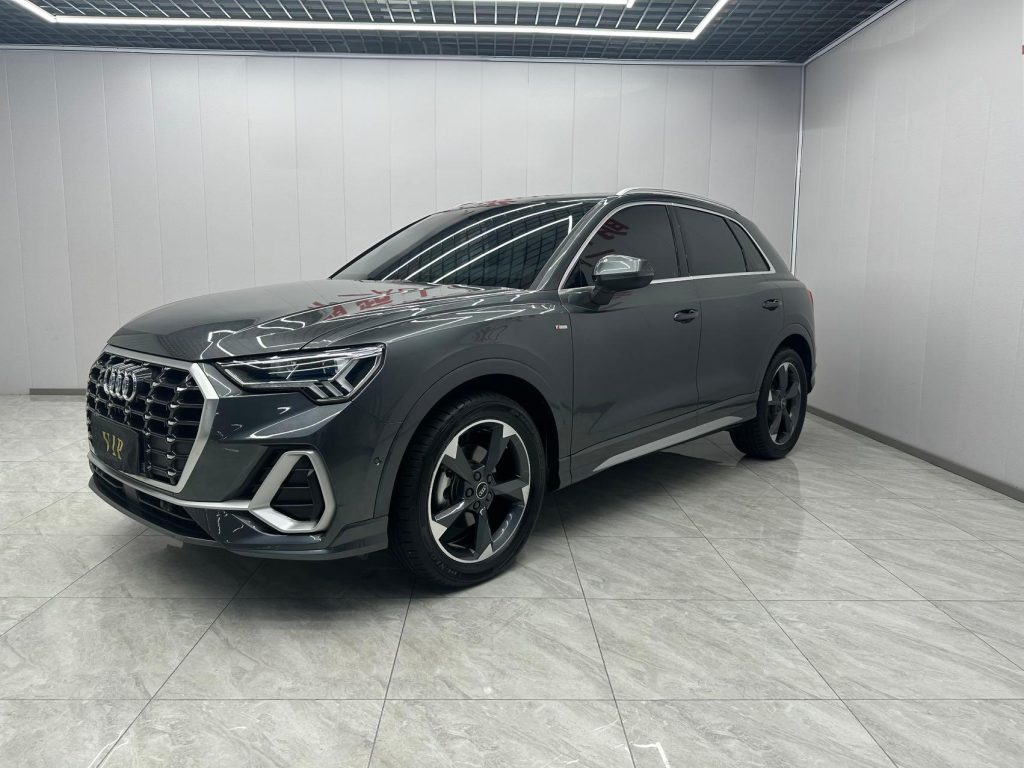 Audi Q3 Dark Grey 2022 35 TFSI Stylish Dynamic - Huishida Trading