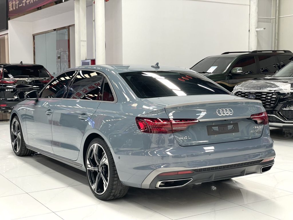 Audi A4L 2022 модельного года 40 TFSI quattro RS комплект Fuel Speed Type - Huishida Trading