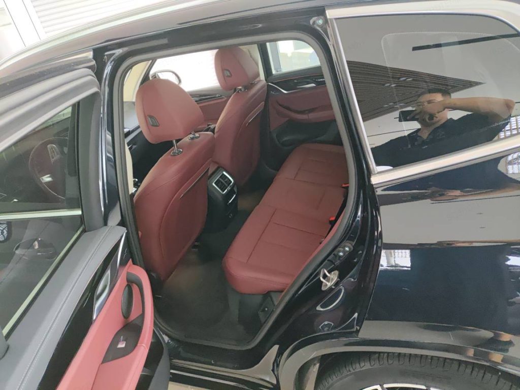 BMW X3 2022 модельного года xDrive25iM Sport Package - Huishida Trading