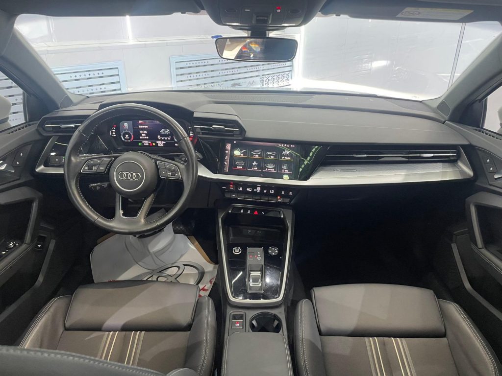 Audi A3 2021 Sportback 35 TFSI Stylish Sport - Huishida Trading
