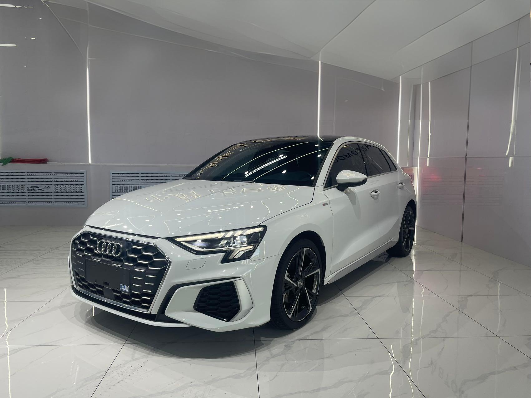 Audi A3  2021 Sportback 35 TFSI Stylish Sport