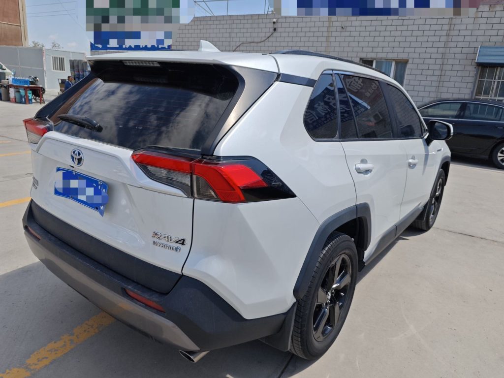 Toyota RAV4 2021 модельного года с двойным двигателем 2,5 л E-CVT, полный привод, версия Elite PLUS. - Huishida Trading