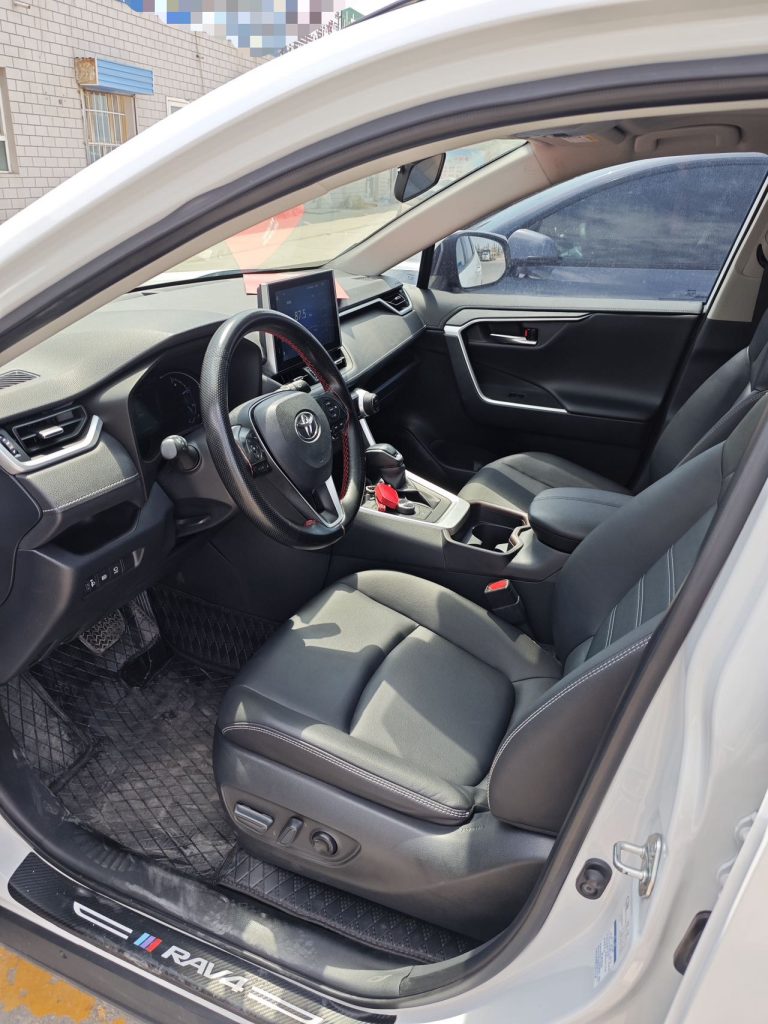 Toyota RAV4 2021 модельного года с двойным двигателем 2,5 л E-CVT, полный привод, версия Elite PLUS. - Huishida Trading