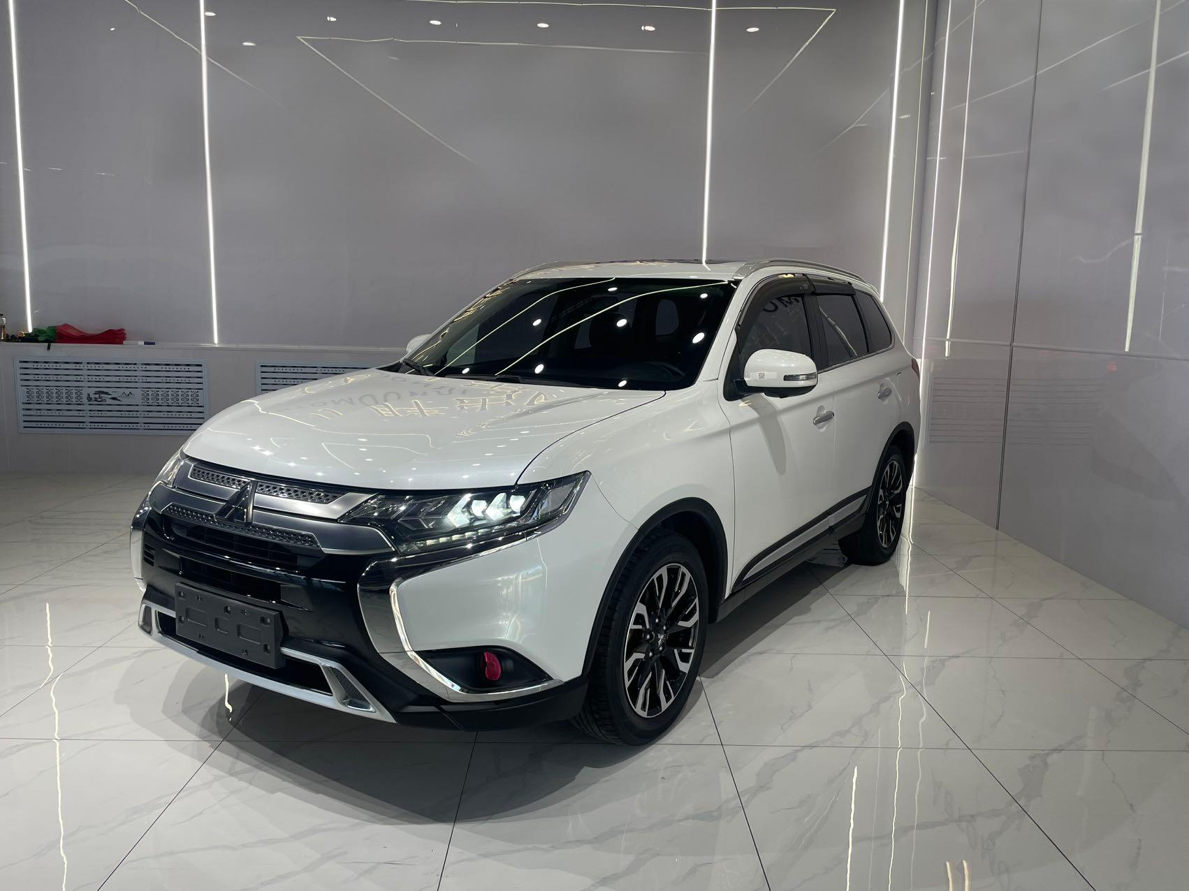 Mitsubishi Outlander  2019 2.4L 4WD Enjoy Edition 7 Seater