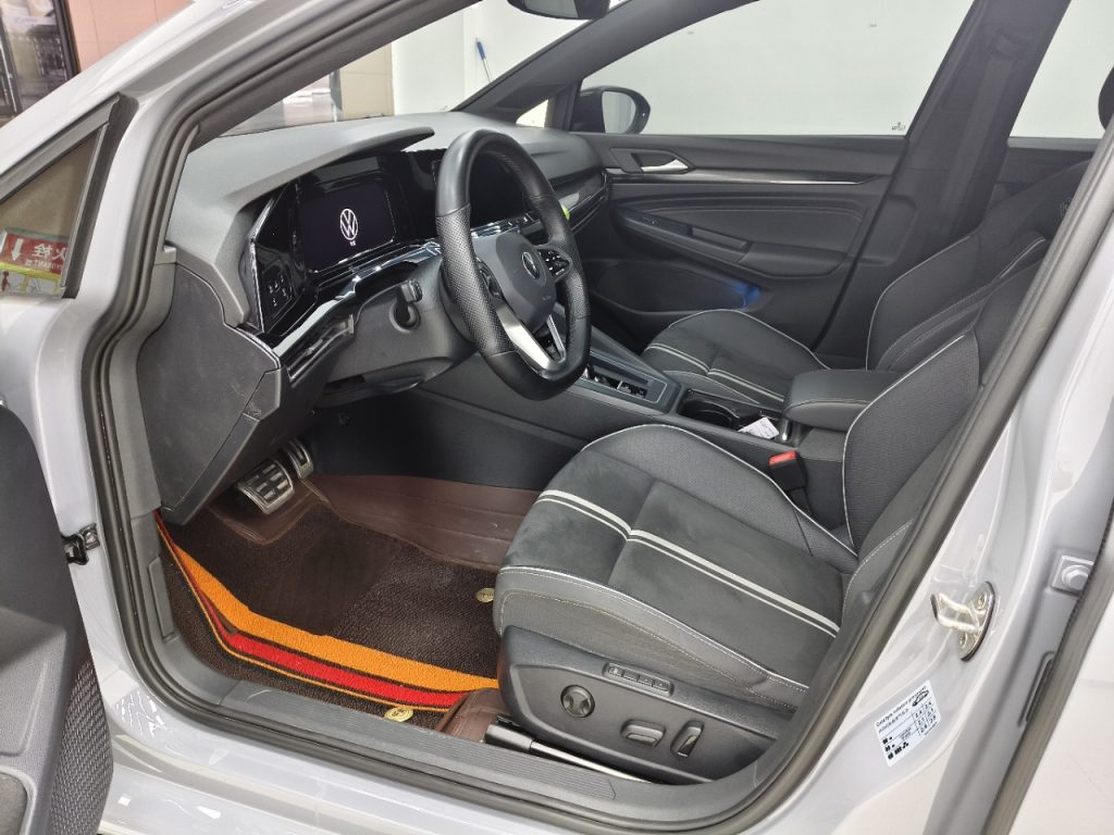 Volkswagen Golf 2021 280TSI DSG R-Line - Huishida Trading
