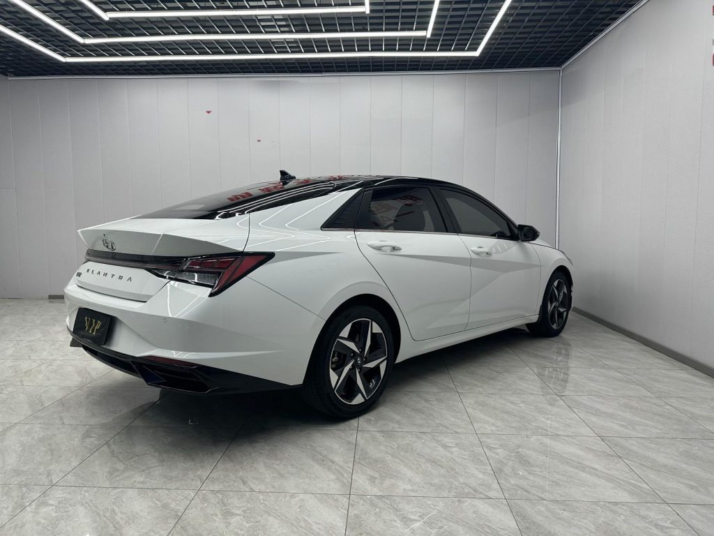 Hyundai Elantra 2022 1.5L CVT LUX Premium - Huishida Trading