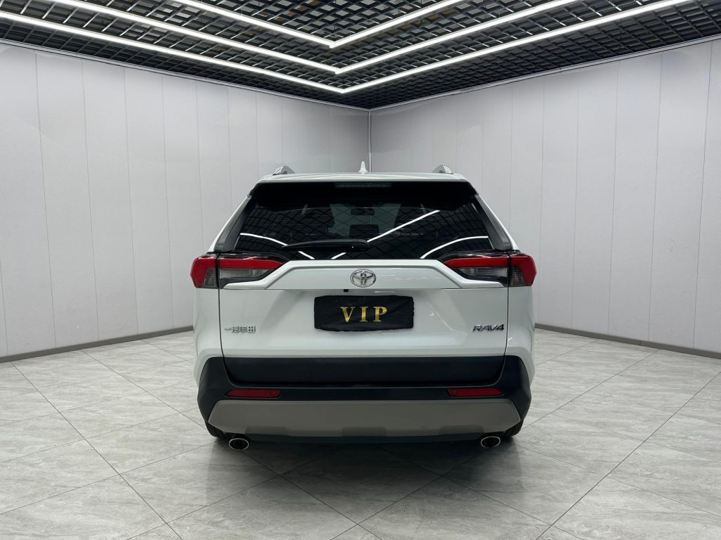 Toyota RAV4 2021 2.0L CVT 2WD Style PLUS Edition - Huishida Trading