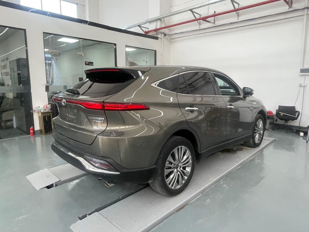 Toyota HARRIER 2022 2.5L Twin Engine 4WD Flagship Edition - Huishida Trading