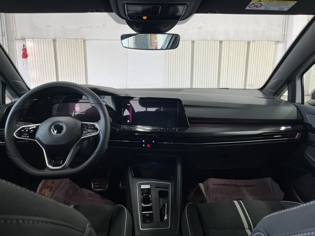 Volkswagen Golf 2021 280TSI DSG R-Line - Huishida Trading
