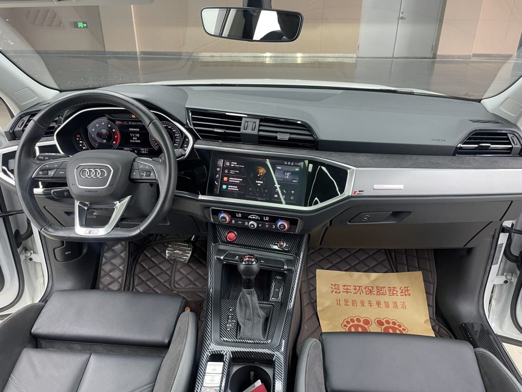 Audi Q3 2021 40TFSI спорт назад - Huishida Trading
