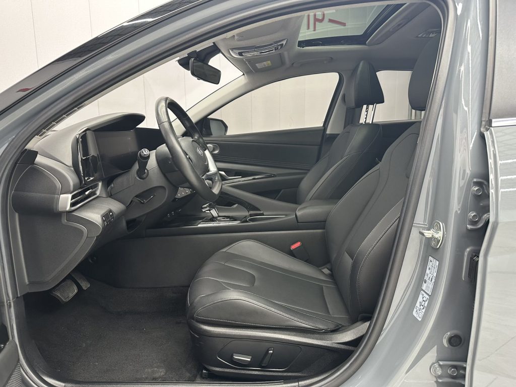 Hyundai Elantra 2021 1.5L CVT LUX Premium - Huishida Trading