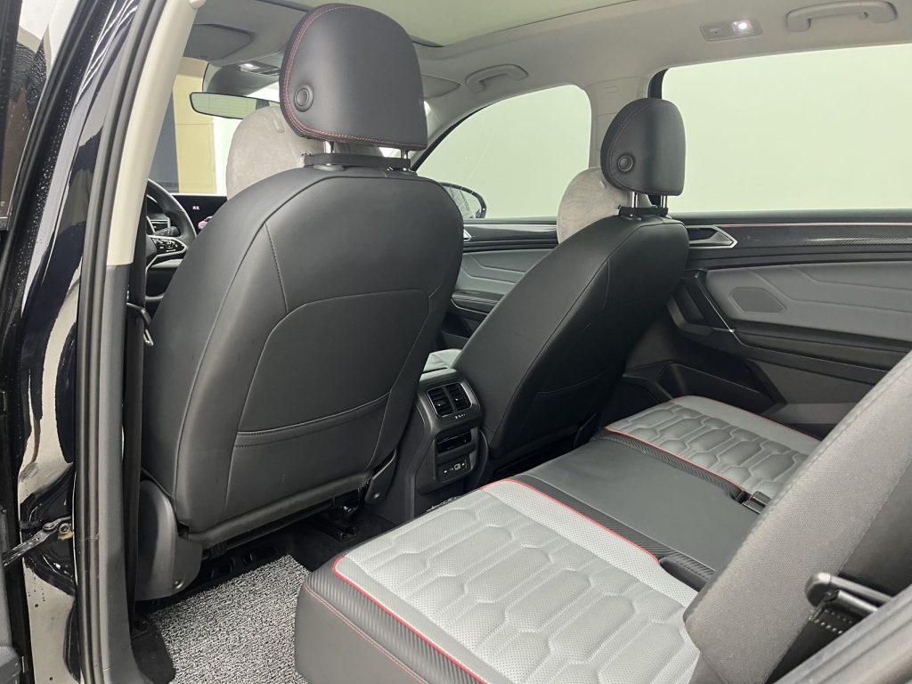 Tiguan L 2023 380TSI Auto 4WD R-Line Flagship Edition 7 Seat - Huishida Trading