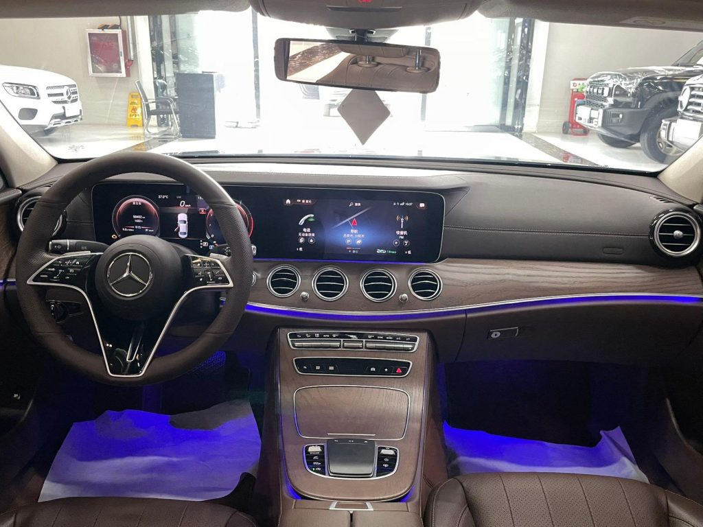 Mercedes-Benz E300L 2021 E 300 L Sport Luxury - Huishida Trading