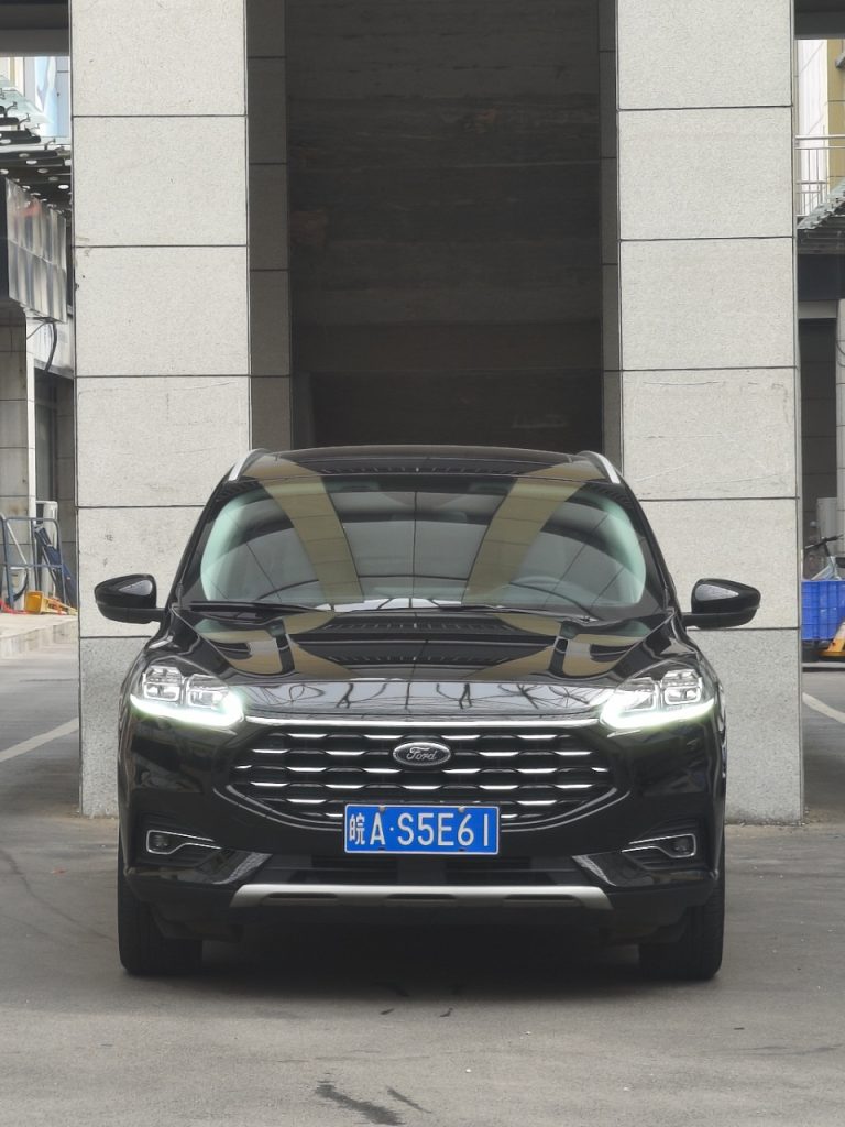 Ford Escape 2020 EcoBoost245 с полным приводом, версия Yao Xiang - Huishida Trading