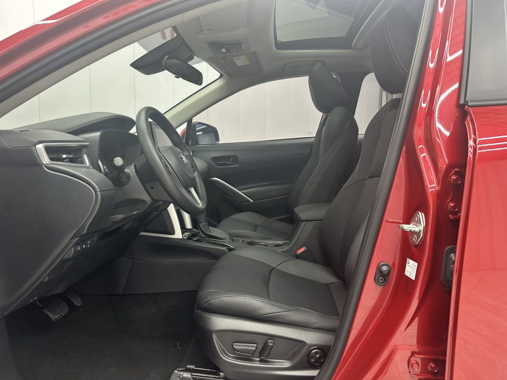 Toyota Frontlander 2022 model 2.0L CVT Leading Edition - Huishida Trading