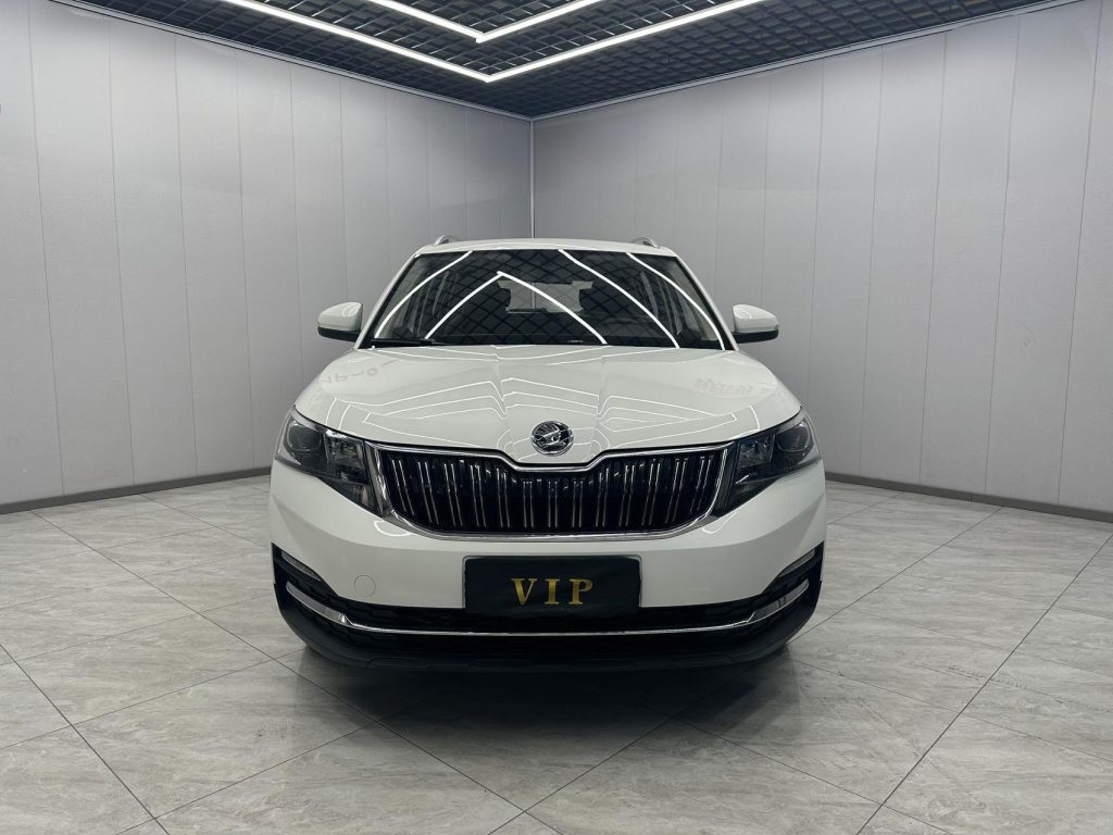 Skoda Kamiq 2020 года выпуска, 1,5 л, автоматическая коробка передач, комфортная версия. - Huishida Trading