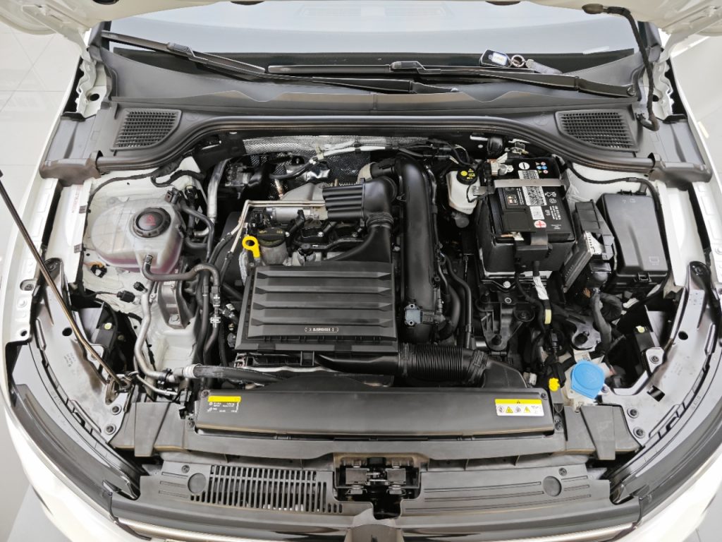 Volkswagen Golf 2021 модельного года 280TSI DSG R-Line - Huishida Trading