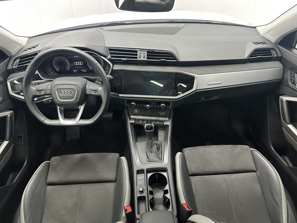 Audi Q3 2022 модельного года 35 TFSI стильный динамичный - Huishida Trading