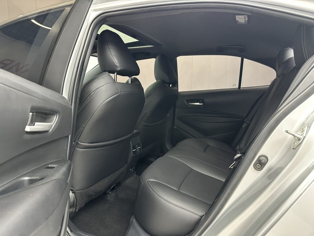 Toyota LEVIN 2021 TNGA CVT Luxury Edition - Huishida Trading
